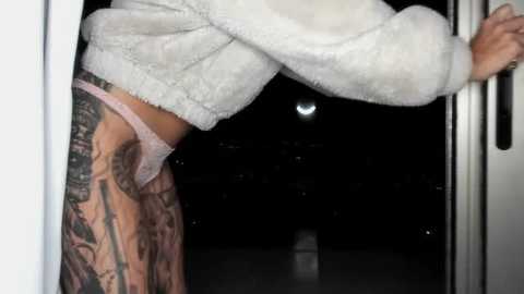 mel_mia @ stripchat on 20251204