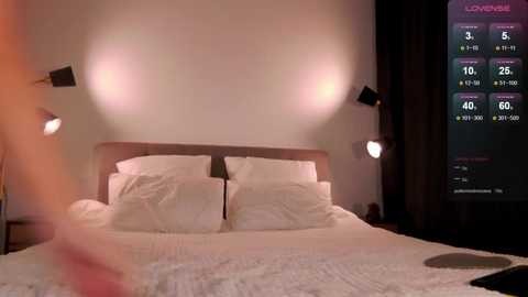 wow_peach_girl @ stripchat on 20251204