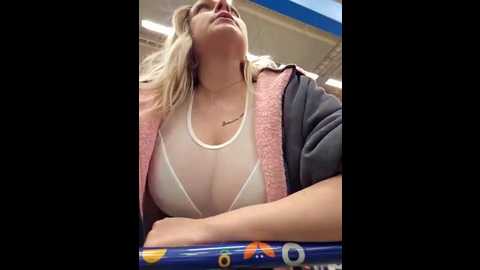 bondgirl_013 @ stripchat on 20251205