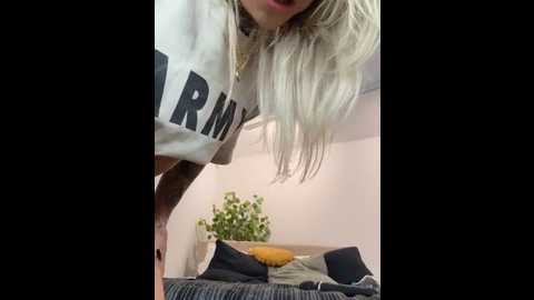 divina_x_ @ stripchat on 20251205