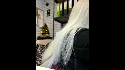 eliaden @ stripchat on 20251205