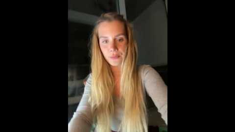 emiliacatalina @ stripchat on 20251205