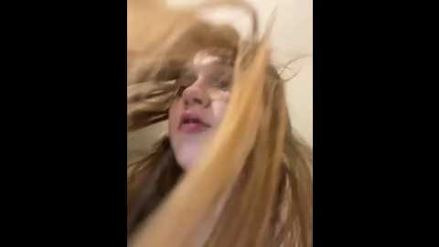 hannah_2007 @ stripchat on 20251205