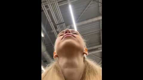 kira_mia @ stripchat on 20251205