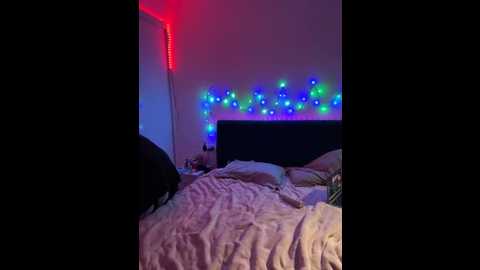 madlynginger @ stripchat on 20251205