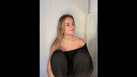 milla__one @ stripchat on 20251205