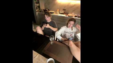 nura_n_sarah @ stripchat on 20251205