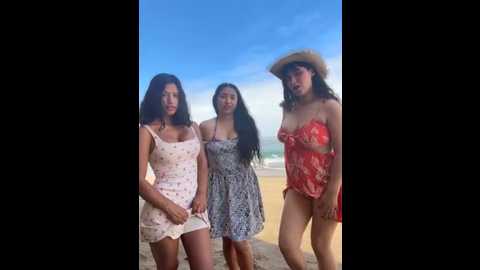 sexi_noemi @ stripchat on 20251205