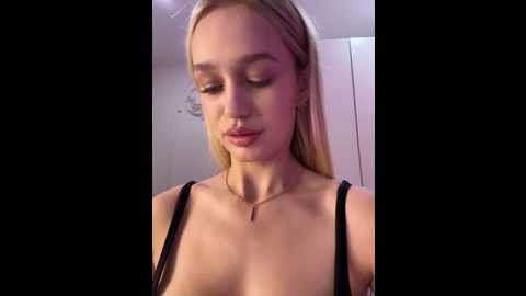 kristinadane @ stripchat on 20251206