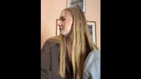 milamoone @ stripchat on 20251206