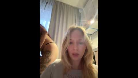 rolldolls @ stripchat on 20251206