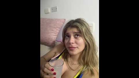 _alicee_1 @ stripchat on 20251207