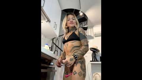 divina_x_ @ stripchat on 20251207