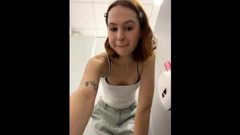 hani_obsessed @ stripchat on 20251207