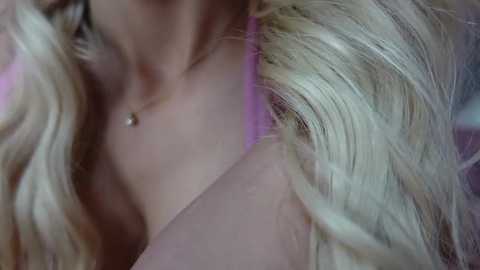 lana_grey @ stripchat on 20251207