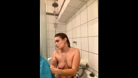 youngsophie @ stripchat on 20251207