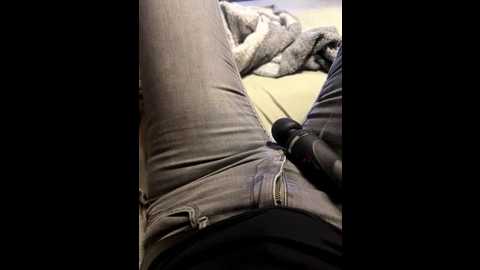 ana_05 @ stripchat on 20251208