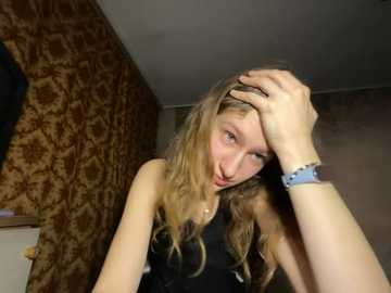 eva_angel3 @ stripchat on 20251208