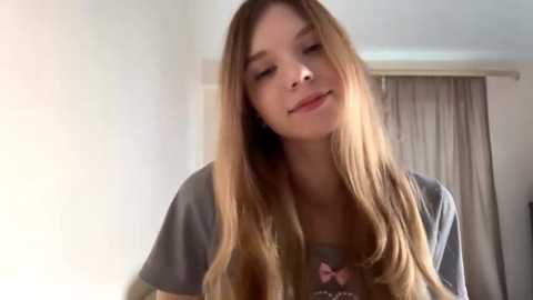 fruityxo @ stripchat on 20251208