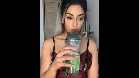 mia_spicyy @ stripchat on 20251208