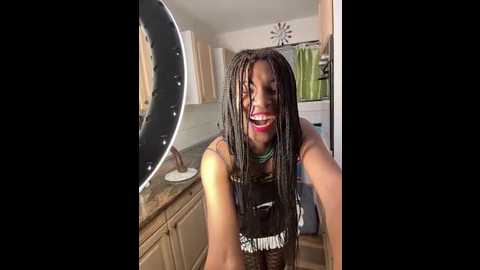 squirt_fuck_queen @ stripchat on 20251208