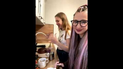 yourfavcouple_ @ stripchat on 20251208