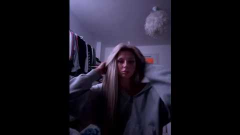 blondeeee @ stripchat on 20251209