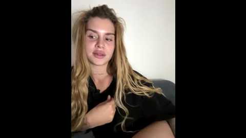 emiliacatalina @ stripchat on 20251209