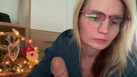 s_te_fan_i @ stripchat on 20251209