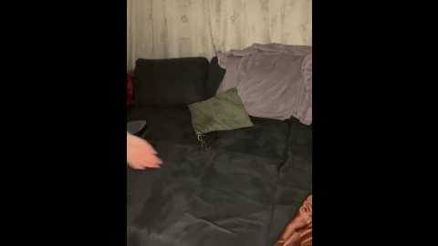 studentinleonie @ stripchat on 20251209