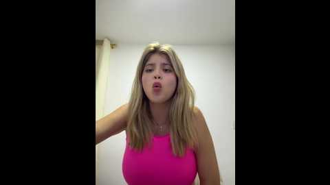 _alicee_1 @ stripchat on 20251210