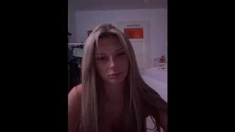 blondeeee @ stripchat on 20251210