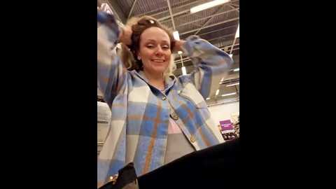 bondgirl_013 @ stripchat on 20251210