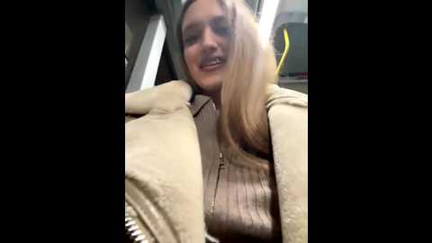 lali_lu @ stripchat on 20251210