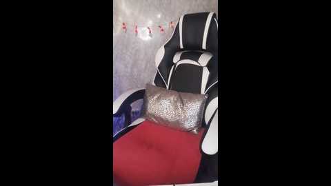 luiza_hammer @ stripchat on 20251210