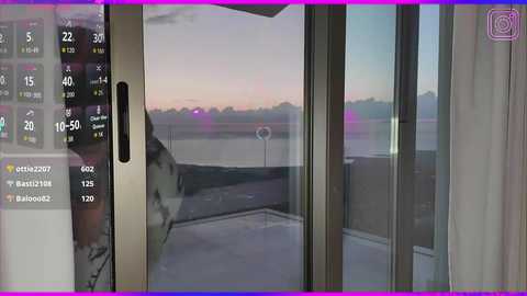 mel_mia @ stripchat on 20251210