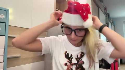 s_te_fan_i @ stripchat on 20251210