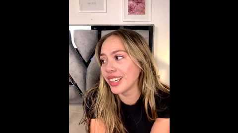 valery_and_dani_ @ stripchat on 20251210