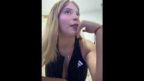 _alicee_1 @ stripchat on 20251211