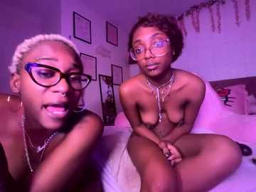 vixencapri @ stripchat on 20251211