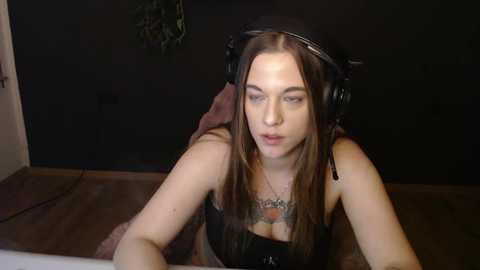 luna_lynn @ stripchat on 20251212