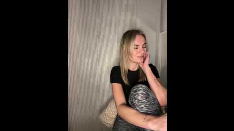 milla__one @ stripchat on 20251212