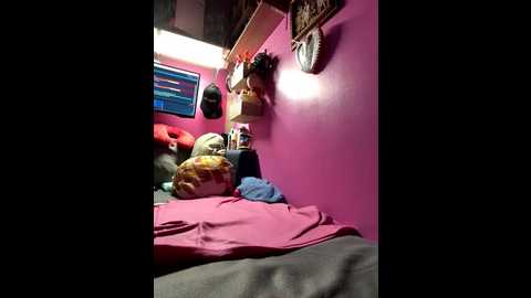 sexymelli18 @ stripchat on 20251212