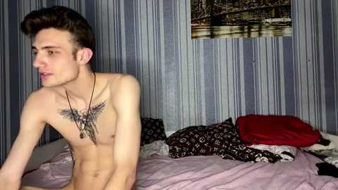 emiliacouple @ stripchat on 20251213