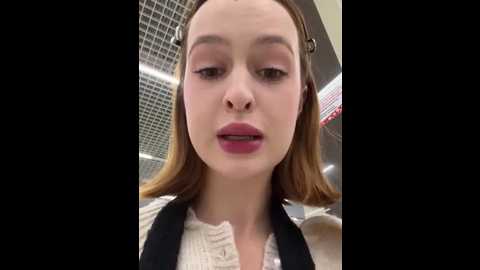 hani_obsessed @ stripchat on 20251213