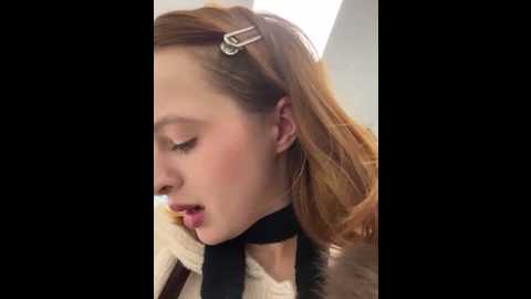 hani_obsessed @ stripchat on 20251213