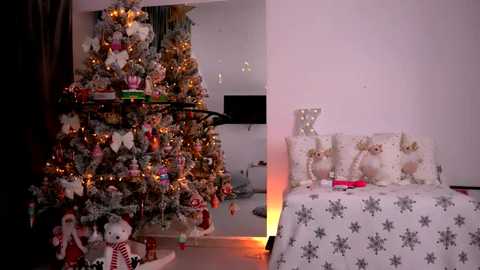 kyliejoyce @ stripchat on 20251213