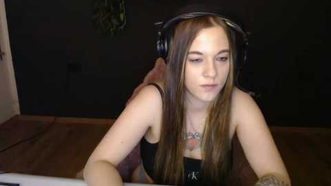 luna_lynn @ stripchat on 20251213