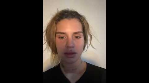 emiliacatalina @ stripchat on 20251214