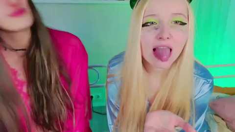 kamila_blush @ stripchat on 20251214